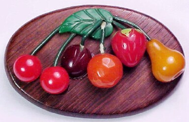 BP178 mixed bakelite fruit on wood pin